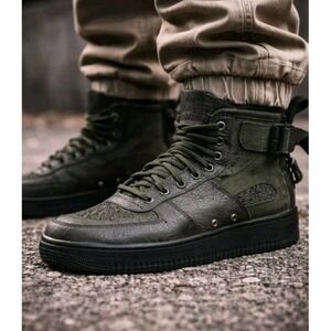 Size 10 - Nike SF Air Force 1 Mid Sequoia